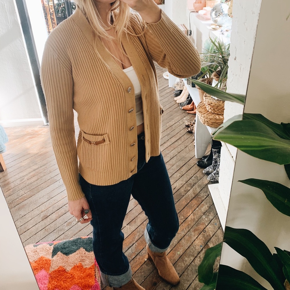 Mint Condition Vintage 70’s Gucci 100% Cashmere Cardigan